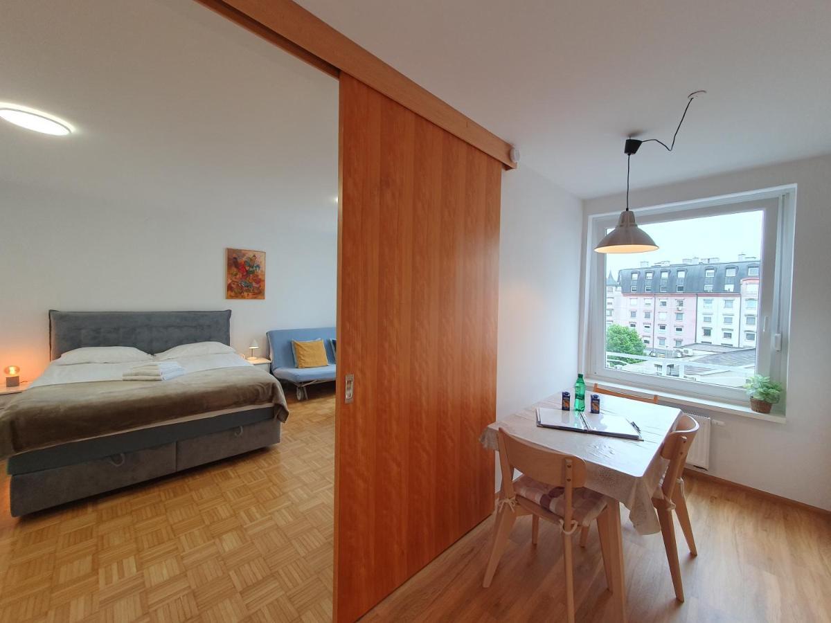 Apartment Zala With Free Parking Tour As Ljubljana Luaran gambar